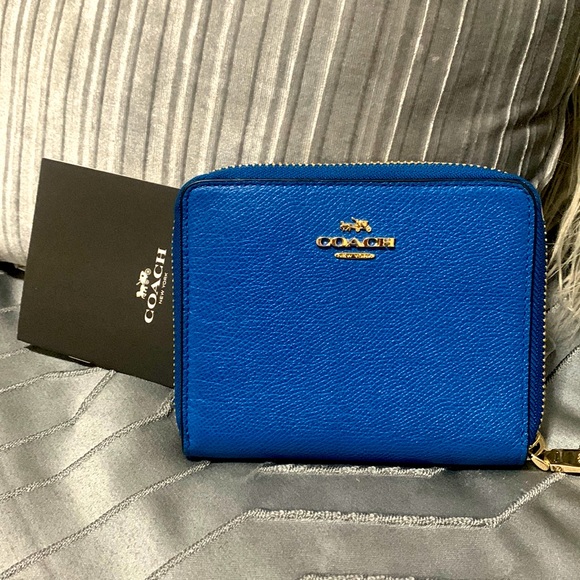 Coach Handbags - Authentic Coach wallet 💳